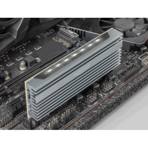 Delock PCI Express x16 (x4 / x8) Card to 1 x NVMe M.2 Key M with LED illumination