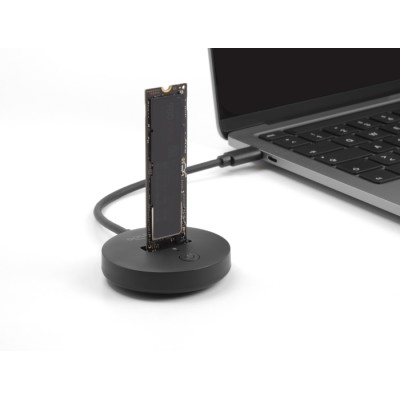 Delock M.2 Docking Station for M.2 NVMe / SATA SSD with USB 10 Gbps USB Type-C™ male 2