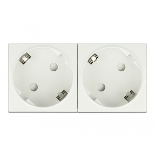 Delock Easy 45 Grounded Power Socket with a 45° arrangement 2-way extendable 45 x 45 mm