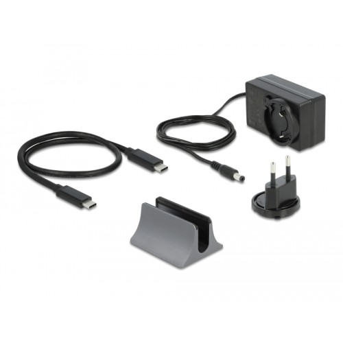 Delock USB Type-C™ DP 1.4 Docking Station Triple 4K Display - HDMI / DisplayPort / USB / LAN / SD / PD 3.0
