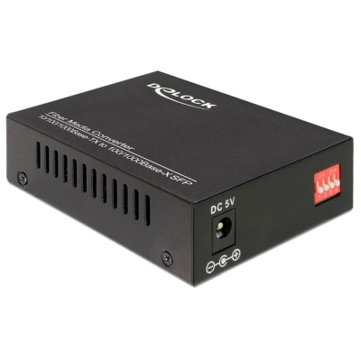 Delock Media Converter 10/100/1000Base-T to 100/1000Base-X SFP 2