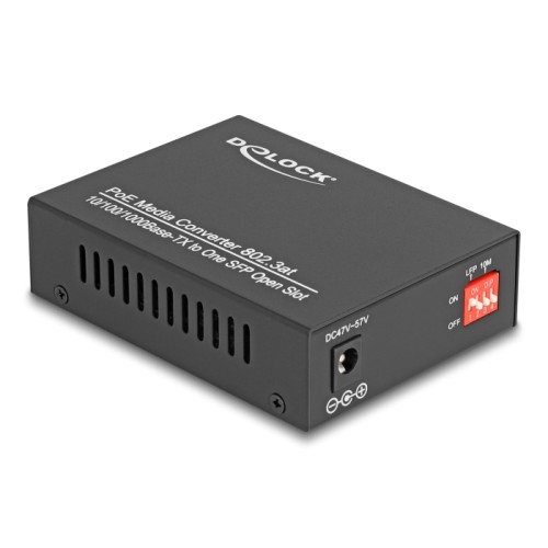 Delock PoE+ Media Converter 10/100/1000Base-T to SFP
