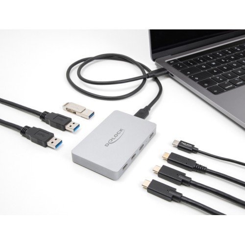 Delock 7 Port USB Hub with 4 x USB Type-C™ female and 3 x USB Type-A female with PD 82 W