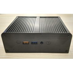 Nuc industriale fanless 7th generation i3 / i5, con supporto Intel Optane ed ssd/hdd 2,5". Slim design